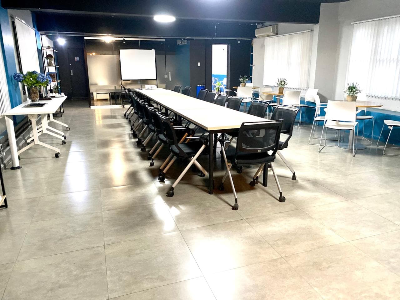 Coworking Galeria 810